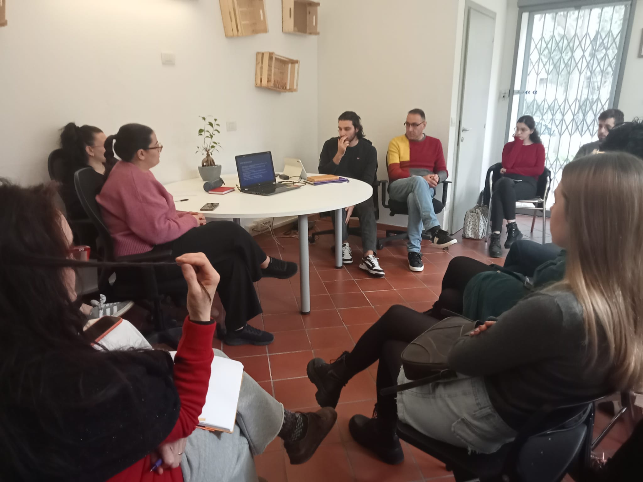 Laboratori di ricerca collaborativa peer